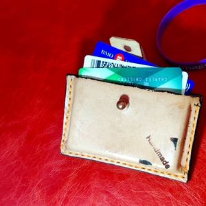 Genuine leather handmade credit card carrying case
